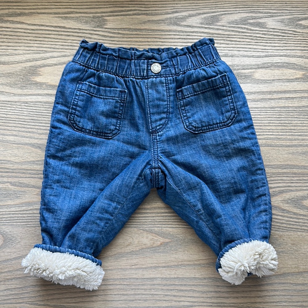 Gap baby girl bubble jean. Size 6-12m
